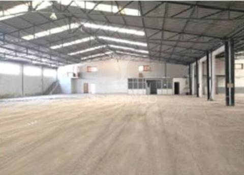 Instalação industrial de grande dimensão na zona industrial de torres novas - 12.056 m²