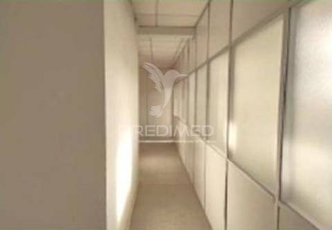 Instalação industrial de grande dimensão na zona industrial de torres novas - 12.056 m²