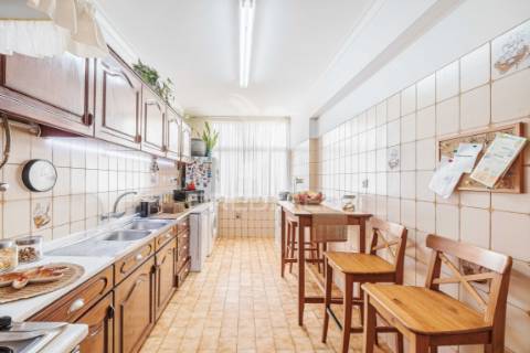 Apartamento t3 em massamá – luminosidade, conforto e localização privilegiada