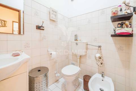 Apartamento t3 em massamá – luminosidade, conforto e localização privilegiada
