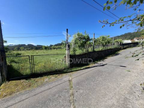 Terreno p/construção em codeceda, vila verde