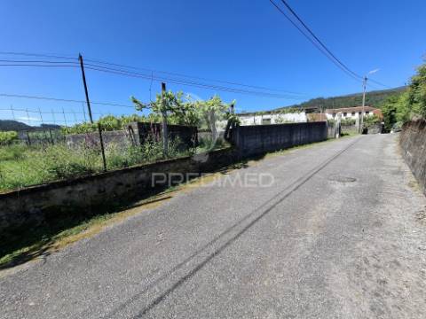 Terreno p/construção em codeceda, vila verde