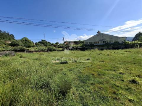 Terreno p/construção em codeceda, vila verde