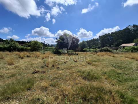 Terreno p/construção em codeceda, vila verde