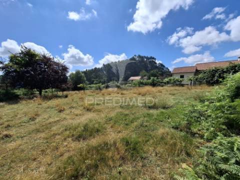 Terreno p/construção em codeceda, vila verde