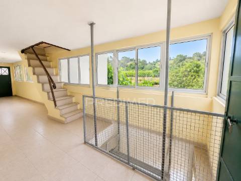 Moradia t5+1 em codeceda, vila verde (braga)