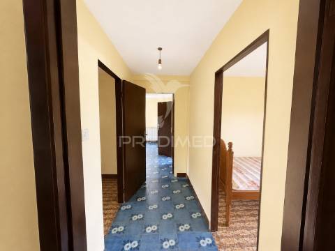 Moradia t5+1 em codeceda, vila verde (braga)