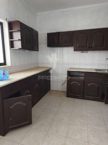Moradia t7 com 2 apartamentos t0 a 50 metros da praia | santa maria, ilha do sal