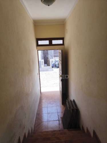 Moradia t7 com 2 apartamentos t0 a 50 metros da praia | santa maria, ilha do sal