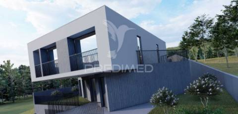 Terreno com 366 m² | excelente exposição solar | vistas panorâmicas
