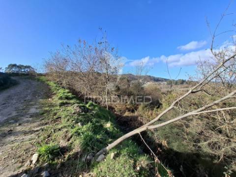 Terreno com 7900 m² em codeceda, vila verde (braga)