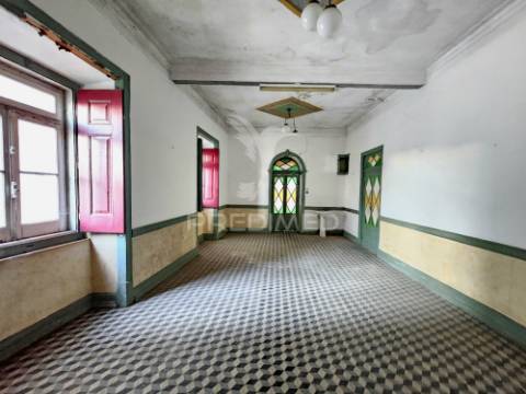 Edifício para reabilitação com projeto desenvolvido no centro de castro verde
