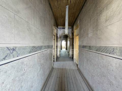 Edifício para reabilitação com projeto desenvolvido no centro de castro verde