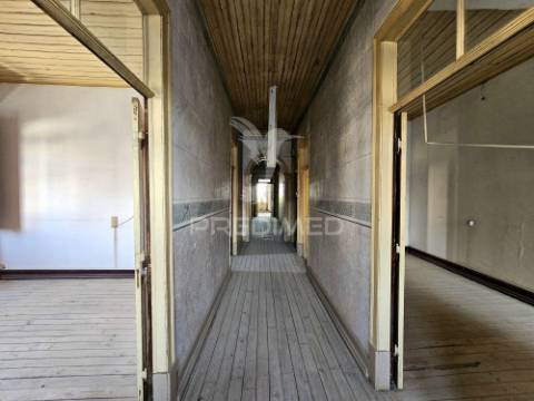 Edifício para reabilitação com projeto desenvolvido no centro de castro verde