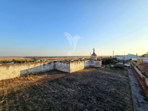 Edifício para reabilitação com projeto desenvolvido no centro de castro verde