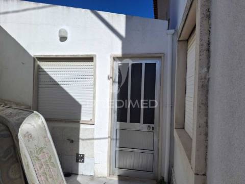 Apartamento t2 em abrantes.