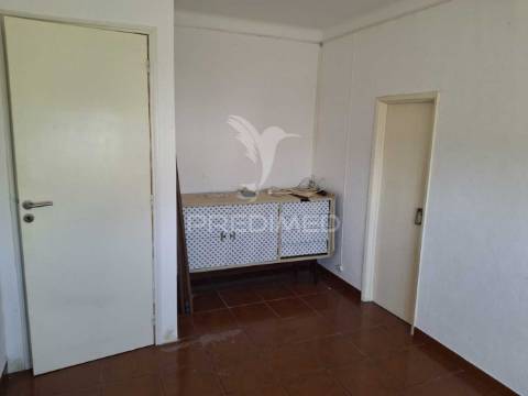 Apartamento t2 em abrantes.