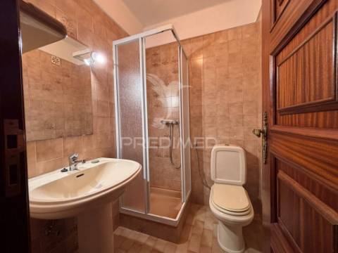 Apartamento t3 central para arrendamento