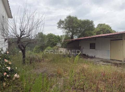 Moradia isolada , 4 quartos, 392 m2 em monsarros anadia