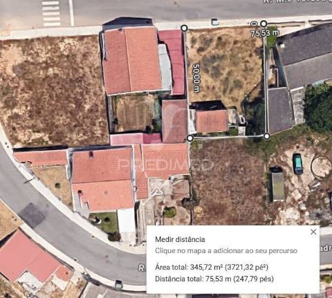 Terreno urbano para construção com 345 m²