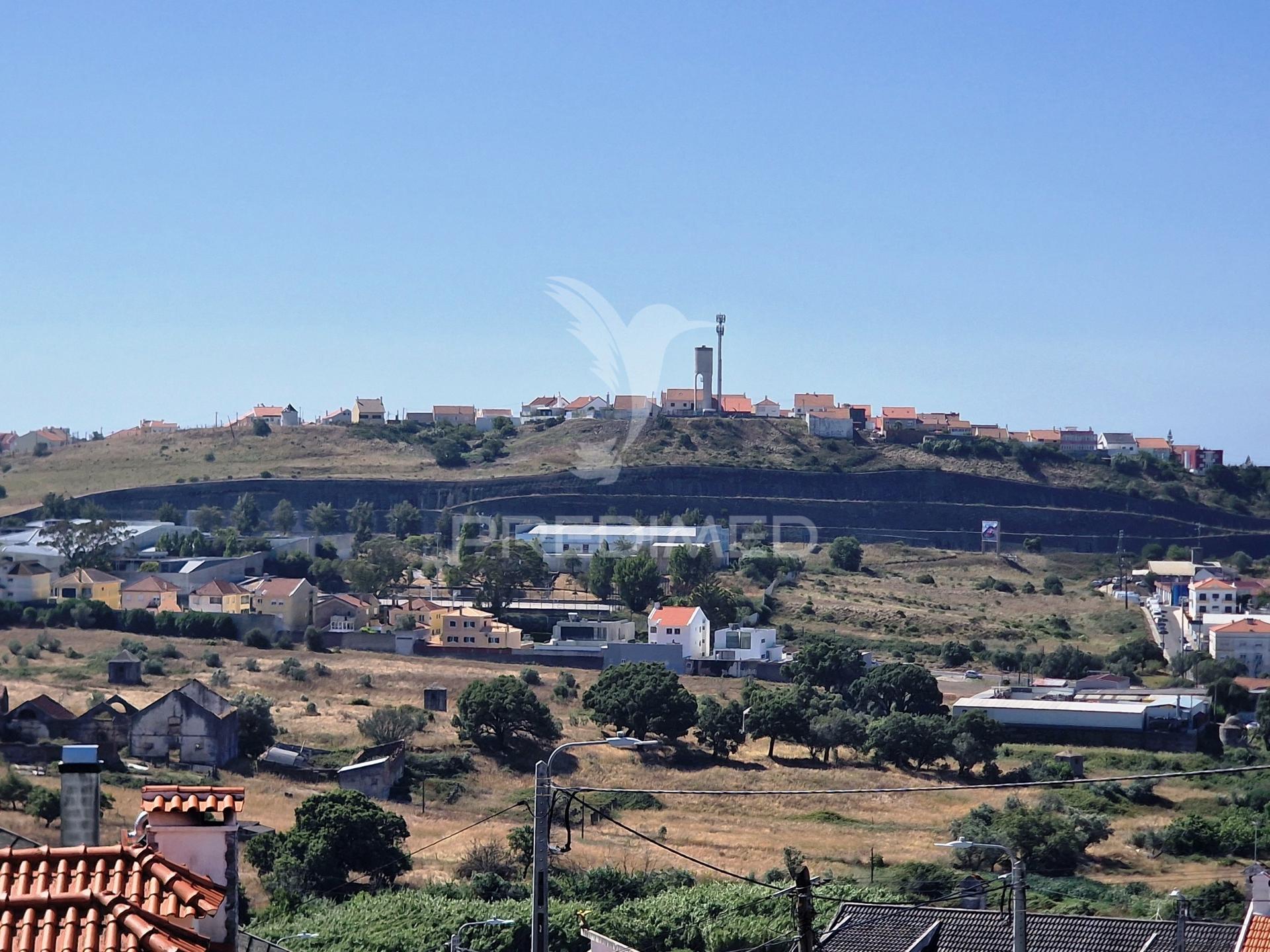Terreno urbano para construção com 574 m²