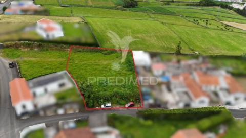 Terreno urbano para construção com projeto de moradia t3 aprovado