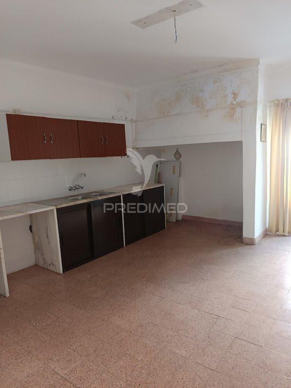 Apartamento t1 com terraço no centro de campo maior