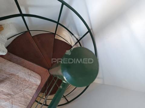 Apartamento t1 com terraço no centro de campo maior
