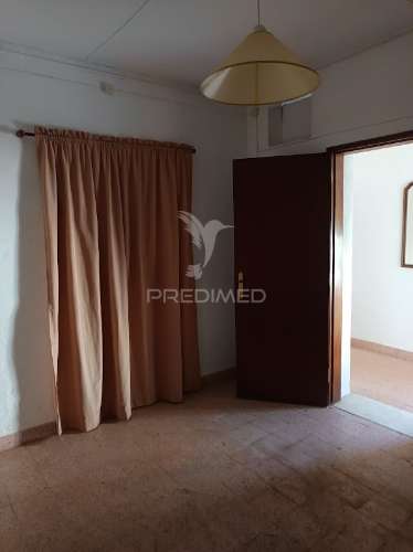 Apartamento t1 com terraço no centro de campo maior