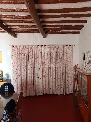 Moradia de 1.º e 2.º andar com terraço e varandas | campo maior