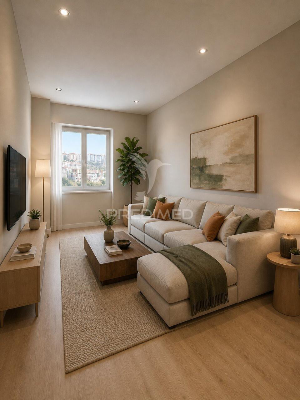 Apartamento t2 renovado com varanda - queluz