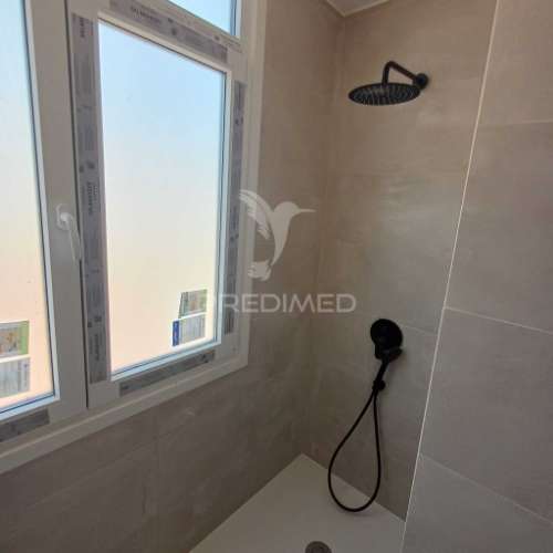 Apartamento t2 renovado com varanda - queluz