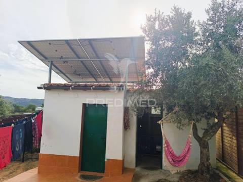 Quintinha com 2 habitações  e piscina— alqueva