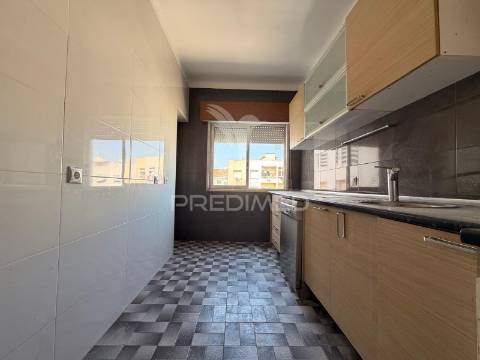 Arrenda-se apartamento t3 no centro de setúbal