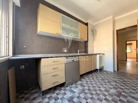 Arrenda-se apartamento t3 no centro de setúbal
