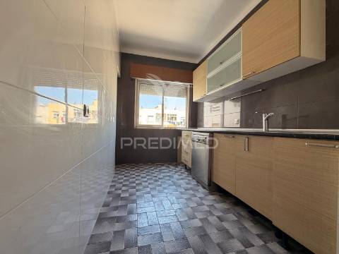 Arrenda-se apartamento t3 no centro de setúbal
