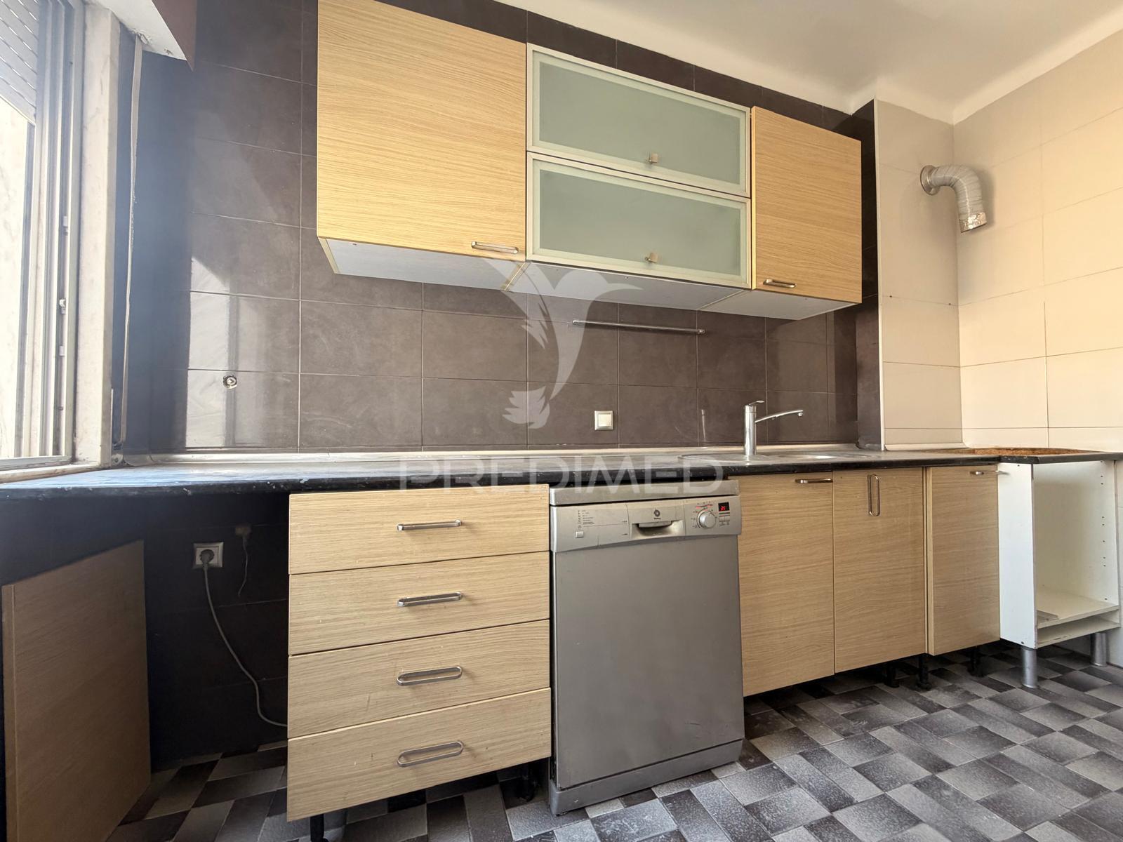 Arrenda-se apartamento t3 no centro de setúbal