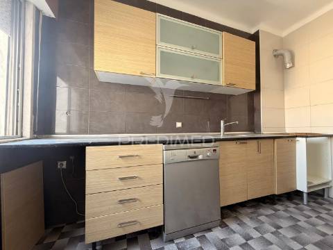 Arrenda-se apartamento t3 no centro de setúbal