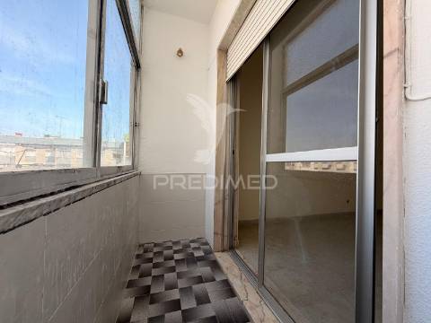 Arrenda-se apartamento t3 no centro de setúbal