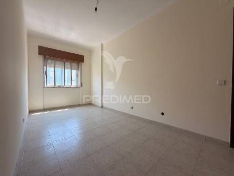 Arrenda-se apartamento t3 no centro de setúbal