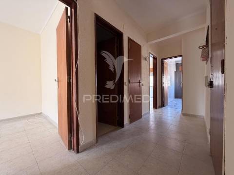 Arrenda-se apartamento t3 no centro de setúbal