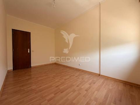 Arrenda-se apartamento t3 no centro de setúbal