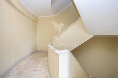 Apartamento t2 totalmente remodelado em 2025 | conforto, elegância e excelente localização