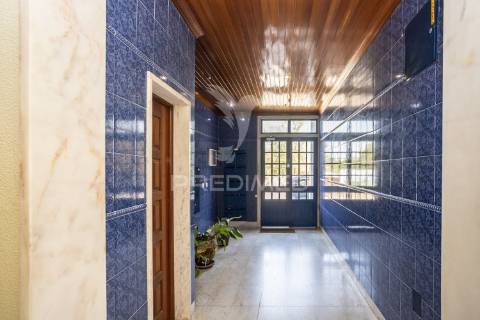 Apartamento t2 totalmente remodelado em 2025 | conforto, elegância e excelente localização