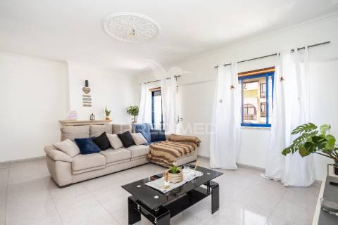 Apartamento t2 totalmente remodelado em 2025 | conforto, elegância e excelente localização