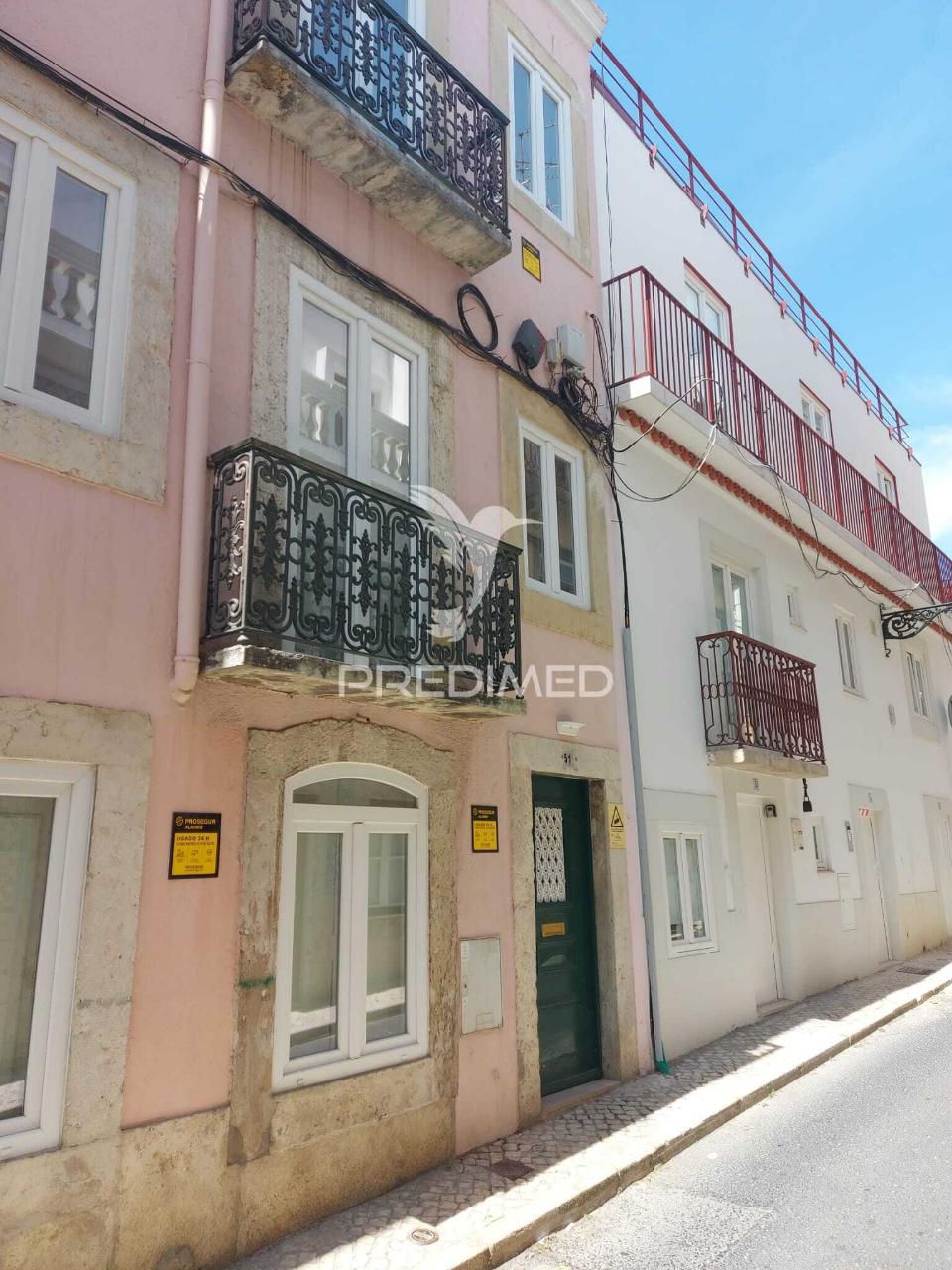 Apartamento t1 + 1  em lisboa