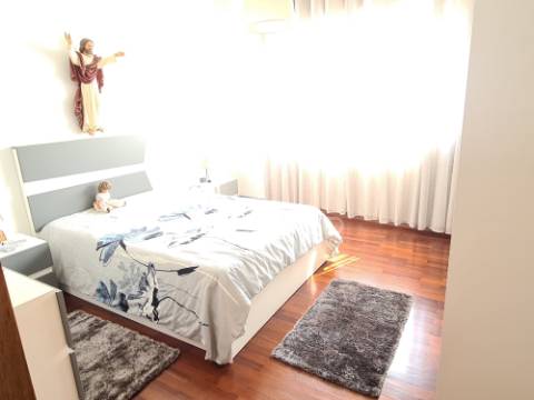 Apartamento t2, mobilado, próximo do "el corte inglês", gaia