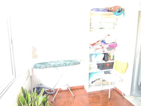 Apartamento t2, mobilado, próximo do "el corte inglês", gaia