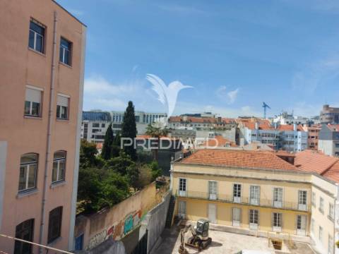 T2 + 2 no centro de lisboa