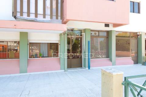 T2 convertível em t3 | excelente localização em santa iria da azóia